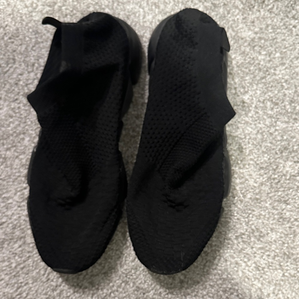 Stylish Black Women's Shoes